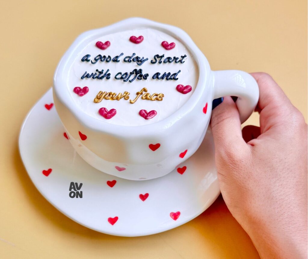 كيك على شكل مج