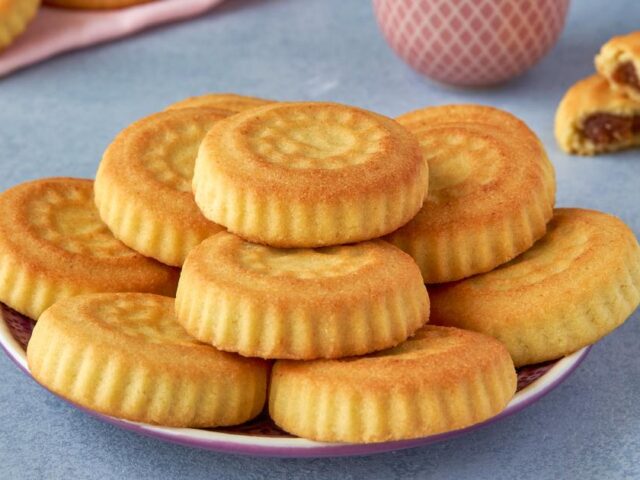 طريقة عمل المعمول السعودي بالتمر لرمضان