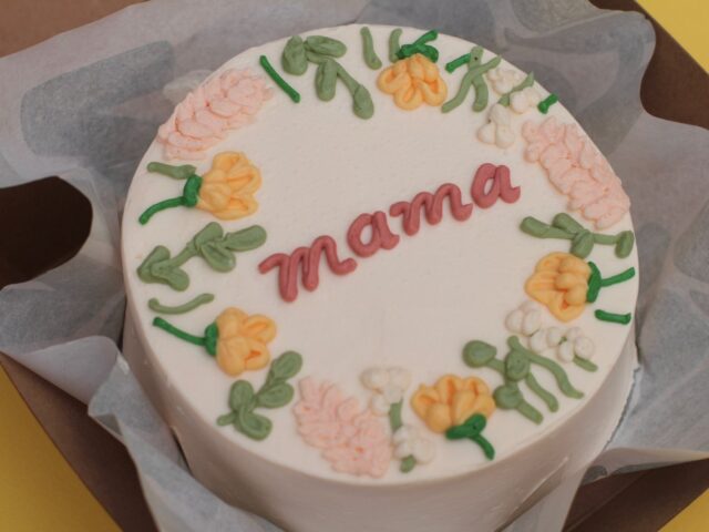 دليلك الشامل لاختيار أجمل هدايا عيد الأم